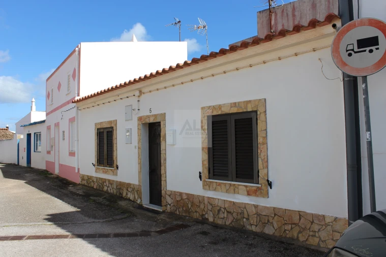 Moradia T5 para Venda em Portimão Foto 1