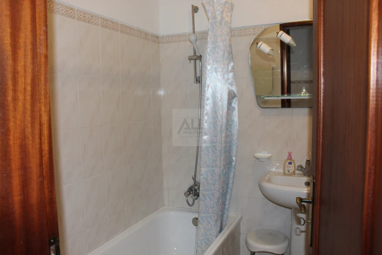 Moradia T5 para Venda em Portimão Foto 12