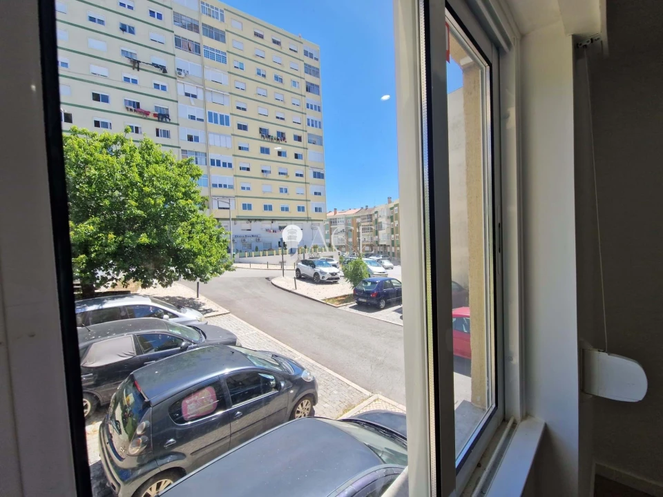 Apartamento T3 para Venda em Odivelas Foto 10