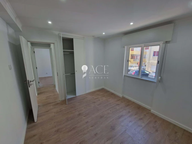 Apartamento T3 para Venda em Odivelas Foto 5