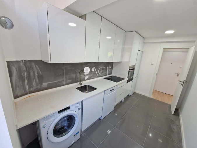 Apartamento T3 para Venda em Odivelas Foto 4