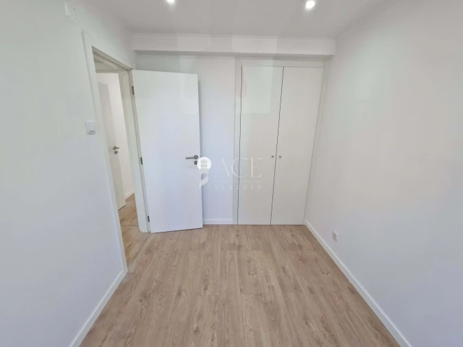 Apartamento T3 para Venda em Odivelas Foto 7