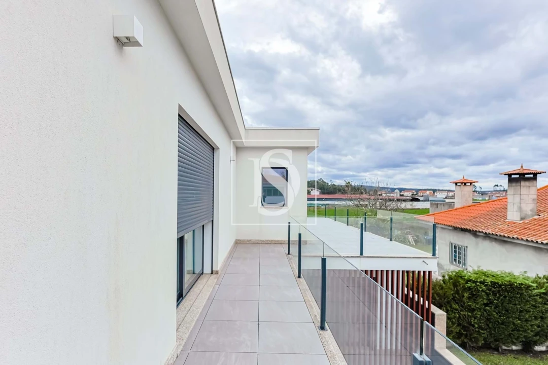 Moradia T3 para Venda em Gilmonde Foto 49