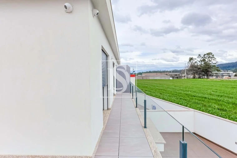 Moradia T3 para Venda em Gilmonde Foto 48