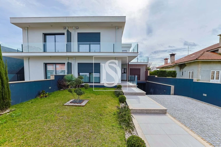 Moradia T3 para Venda em Gilmonde Foto 7