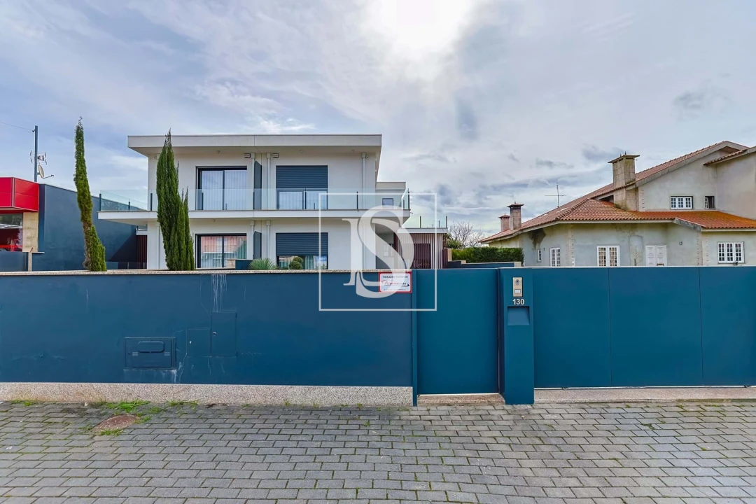 Moradia T3 para Venda em Gilmonde Foto 4