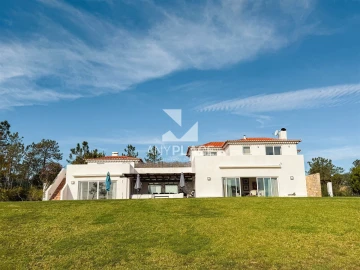 Moradia T5 para Venda em Luz de Tavira e Santo Estêvão