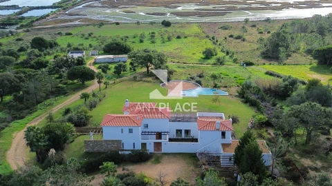 Moradia T5 para Venda em Luz de Tavira e Santo Estêvão