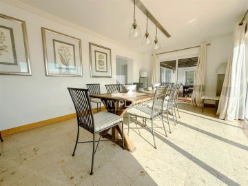 Moradia T5 para Venda em Luz de Tavira e Santo Estêvão