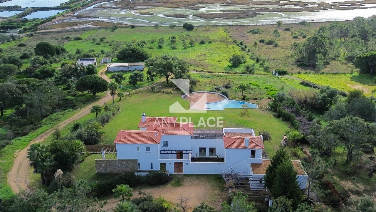 Moradia T5 para Venda em Luz de Tavira e Santo Estêvão Foto 1