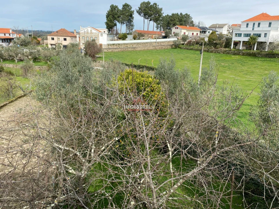 Moradia T3 para Venda em Santa Marinha e São Martinho Foto 7