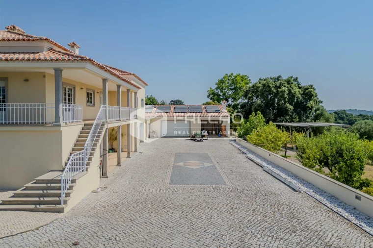 Moradia T3 para Venda em Romeira e Várzea Foto 54