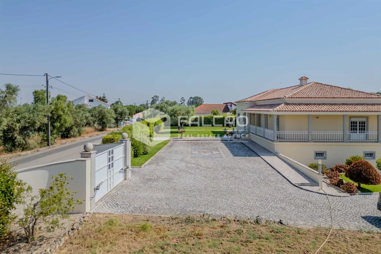 Moradia T3 para Venda em Romeira e Várzea Foto 51