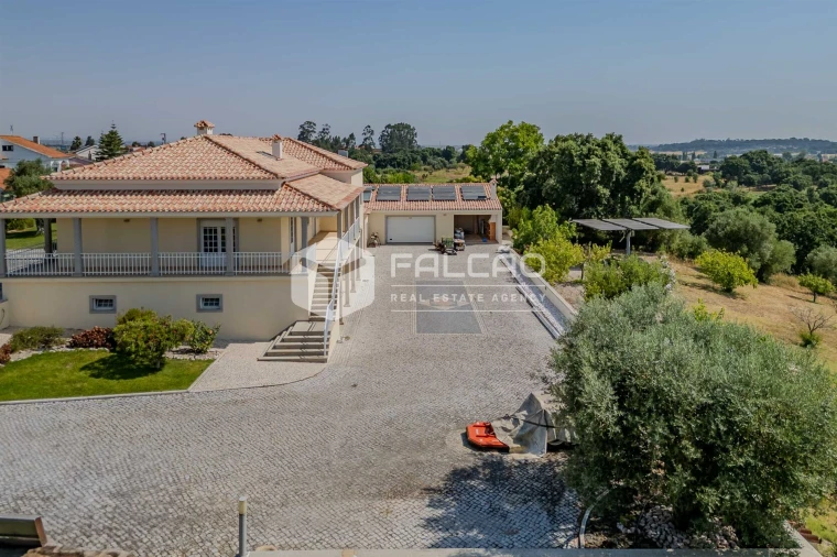 Moradia T3 para Venda em Romeira e Várzea Foto 53