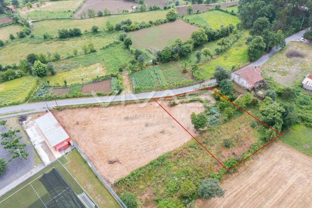 Terreno para Venda em Sande, Vilarinho, Barros e Gomide Foto 5