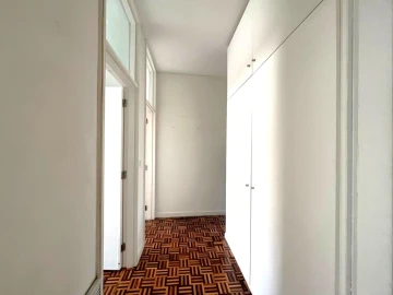 Apartamento T4 para Arrendamento em Aldoar, Foz do Douro e Nevogilde