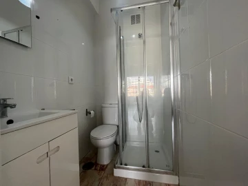 Apartamento T4 para Arrendamento em Aldoar, Foz do Douro e Nevogilde
