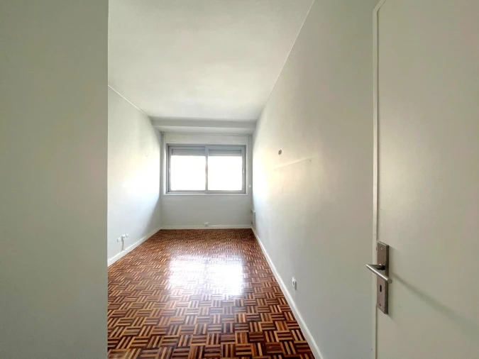 Apartamento T4 para Arrendamento em Aldoar, Foz do Douro e Nevogilde Foto 17