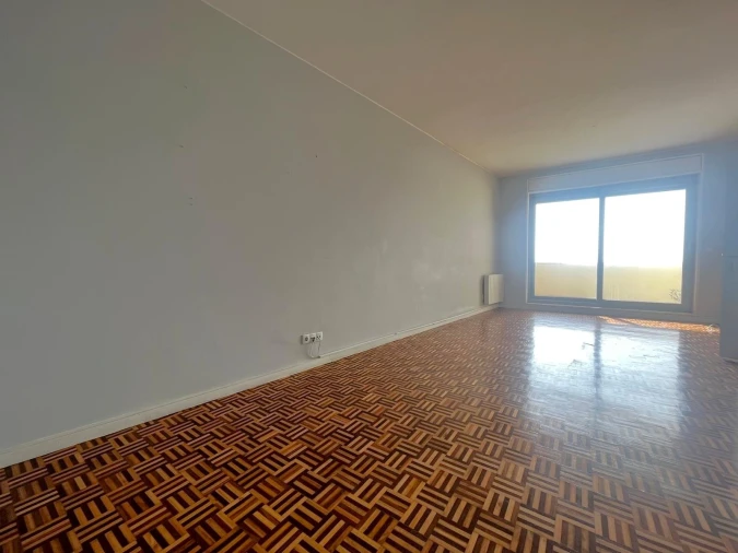 Apartamento T4 para Arrendamento em Aldoar, Foz do Douro e Nevogilde Foto 6