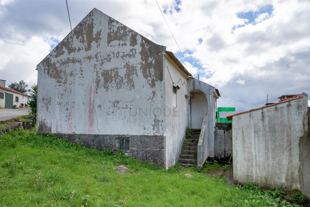 Moradia T4 para Venda em Mira de Aire Foto 6