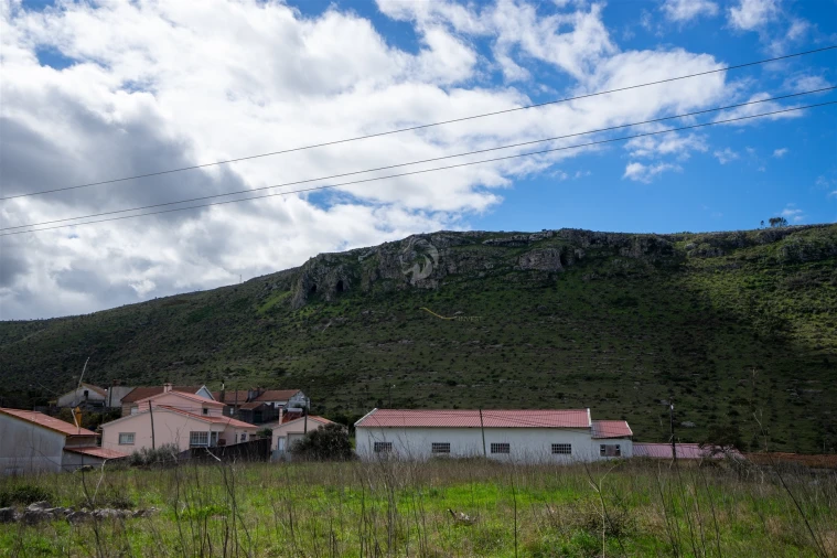 Moradia T4 para Venda em Mira de Aire Foto 34