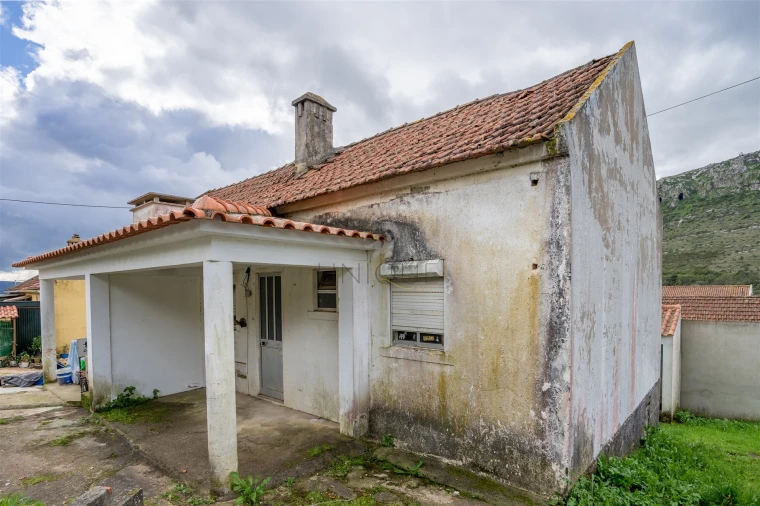 Moradia T4 para Venda em Mira de Aire