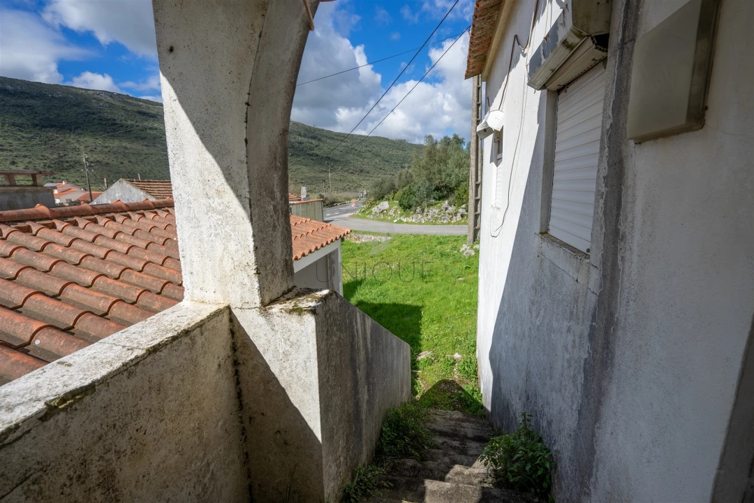 Moradia T4 para Venda em Mira de Aire Foto 16