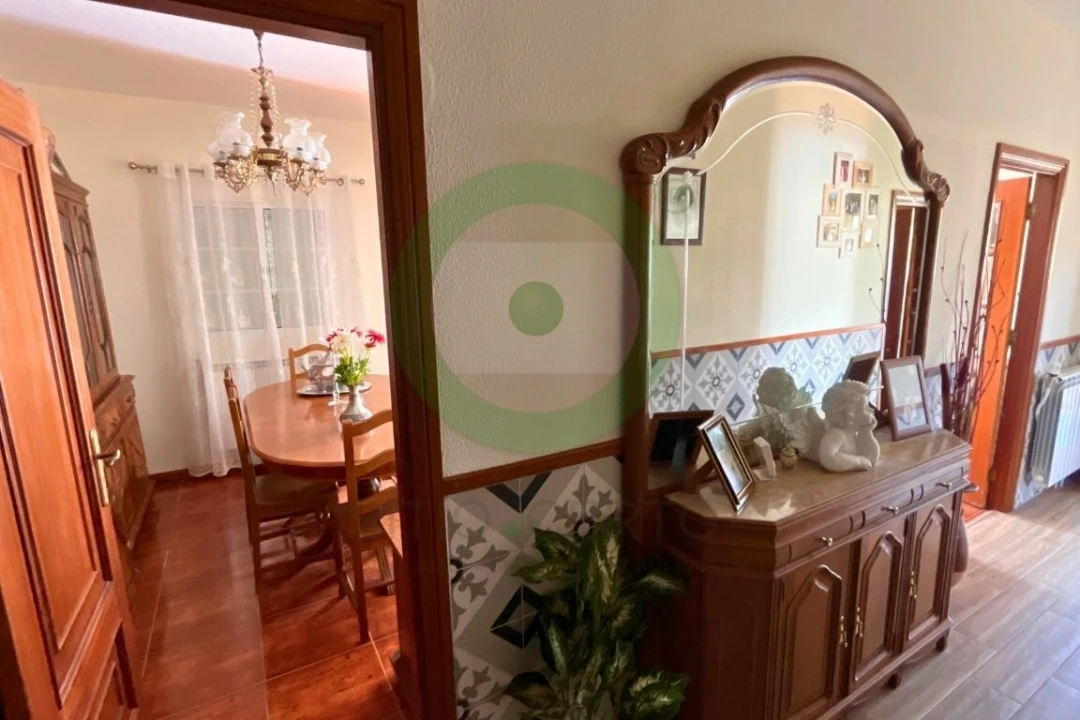 Moradia T4 para Venda em São Pedro Velho Foto 8