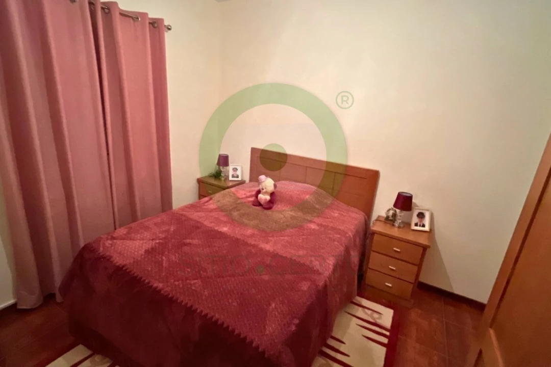 Moradia T4 para Venda em São Pedro Velho Foto 12