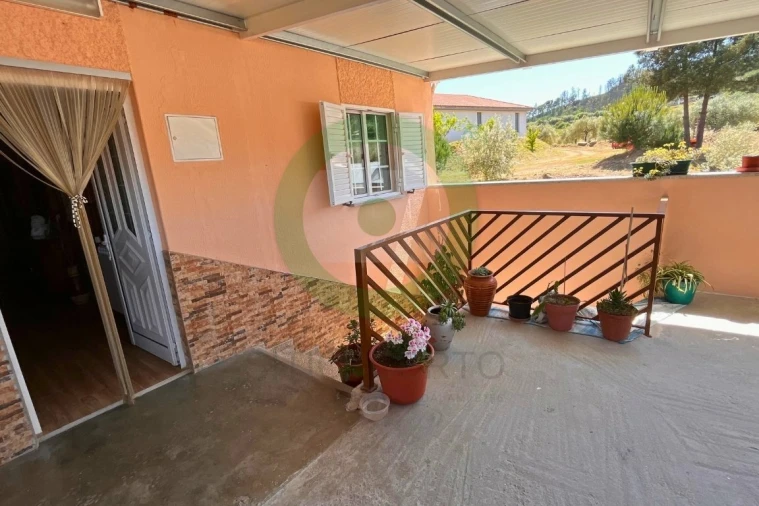 Moradia T4 para Venda em São Pedro Velho Foto 15