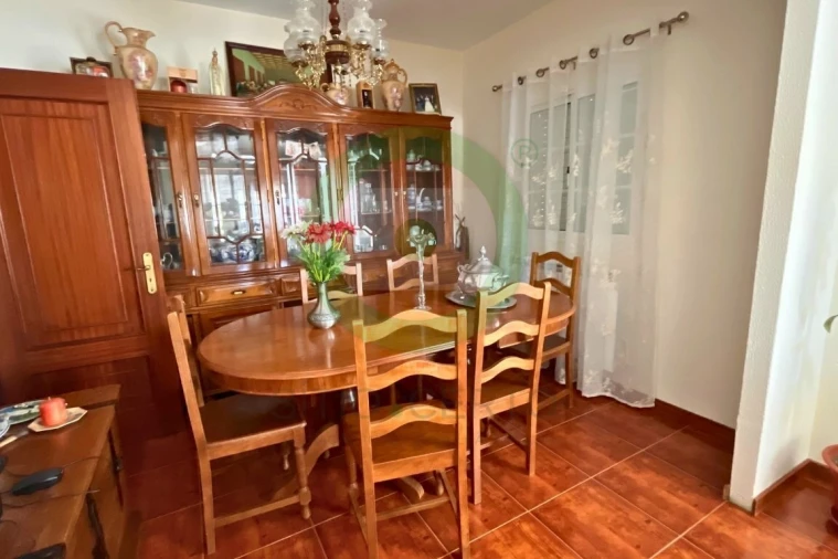 Moradia T4 para Venda em São Pedro Velho Foto 7