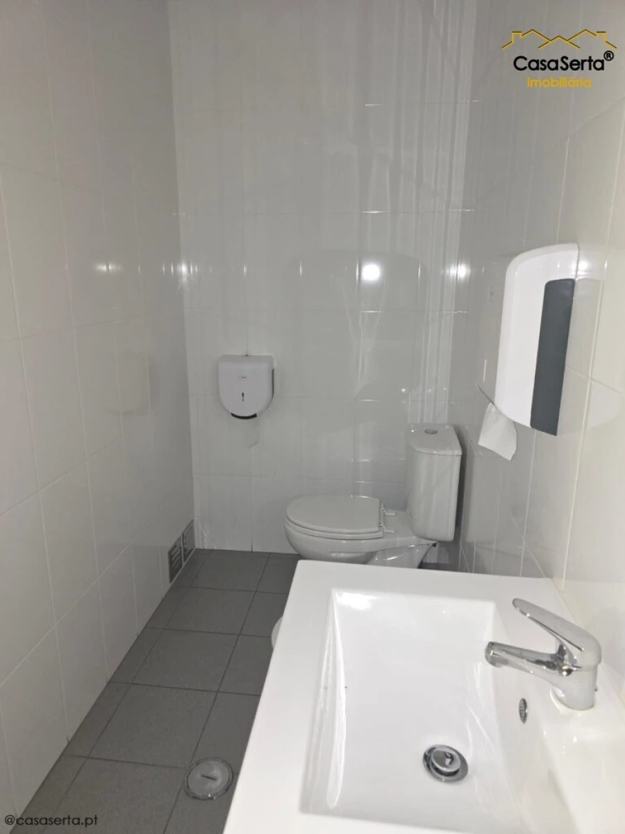 Loja para Venda em Sertã Foto 9