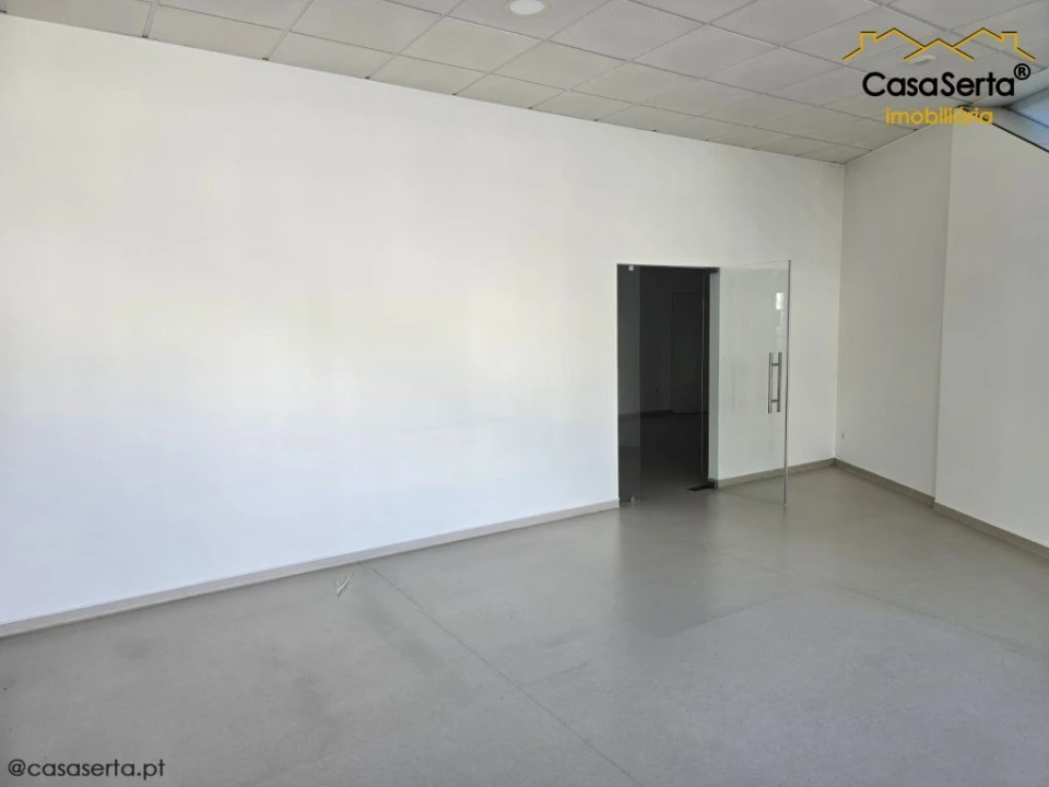 Loja para Venda em Sertã Foto 3