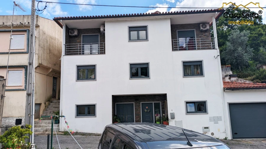 Moradia T4 para Venda em Troviscal