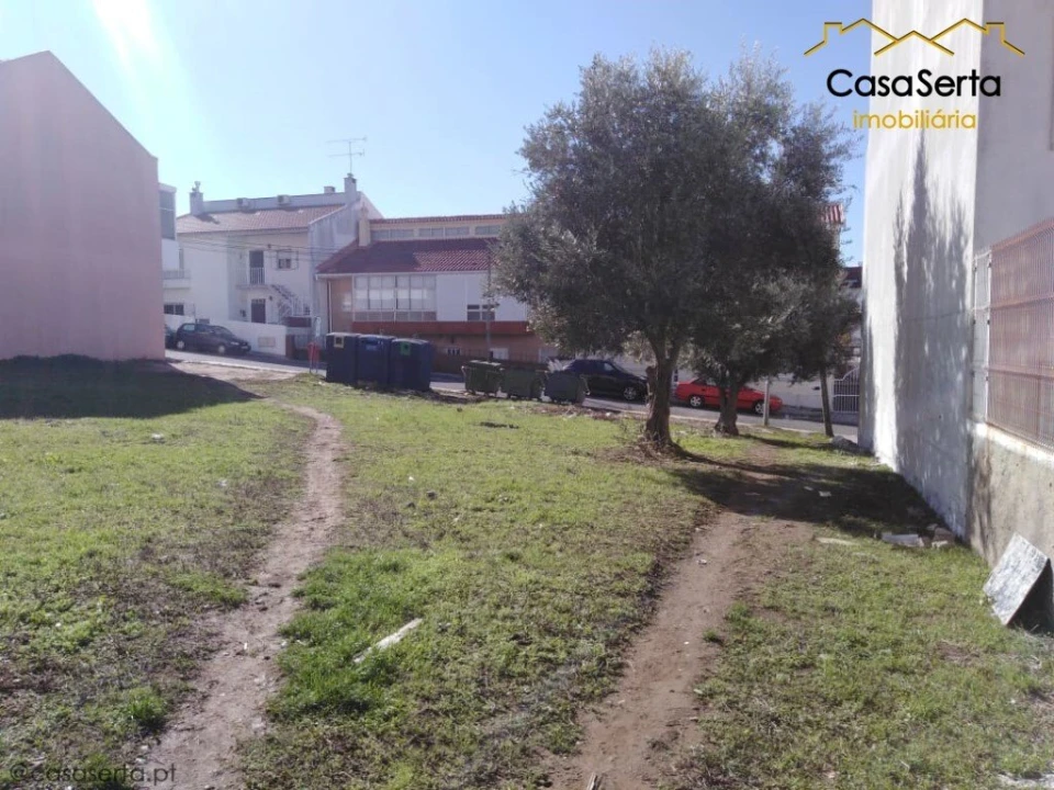 Terreno para Venda em Encosta do Sol Foto 4