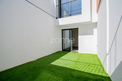 Moradia T5 para Venda em Carcavelos e Parede