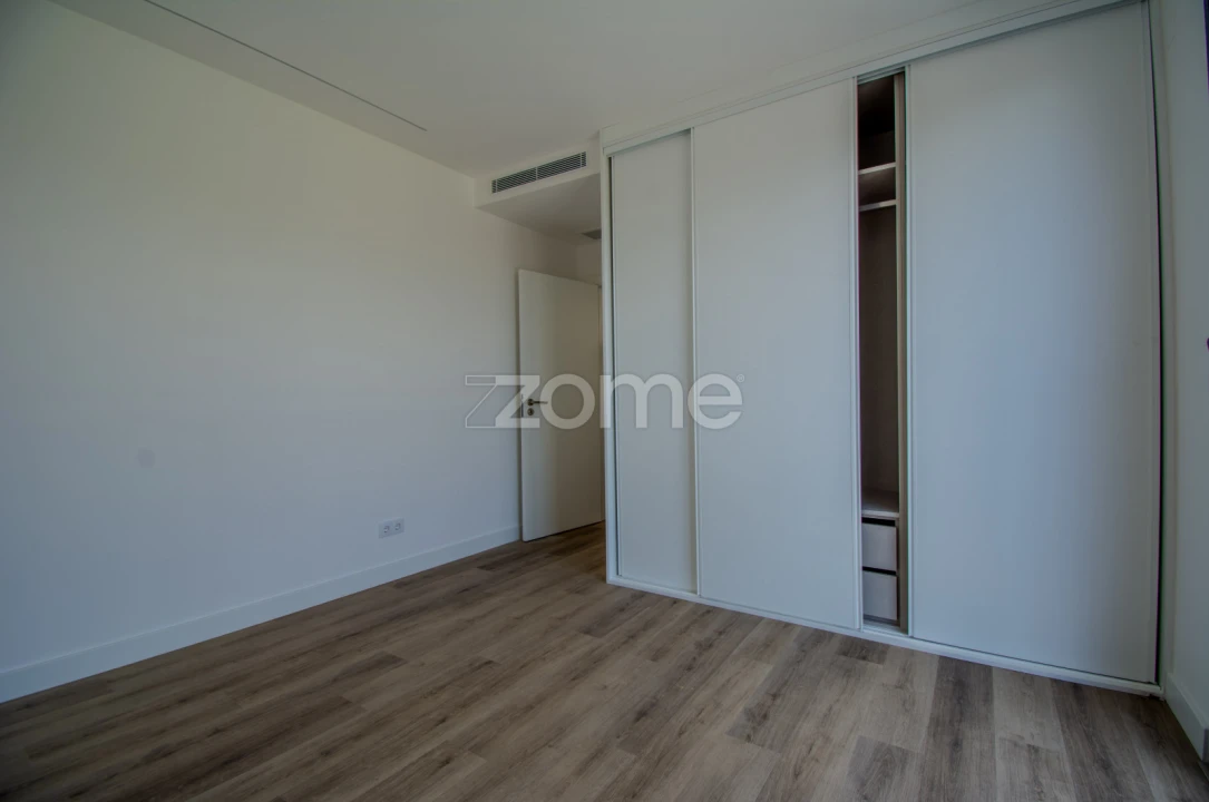 Moradia T5 para Venda em Carcavelos e Parede Foto 21