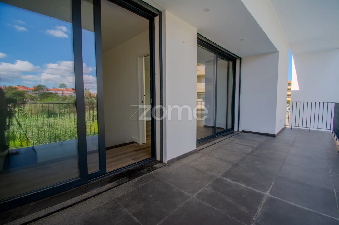 Moradia T5 para Venda em Carcavelos e Parede Foto 24