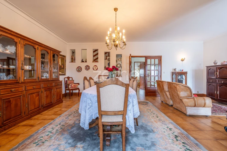 Moradia T3 para Venda em Darque Foto 6