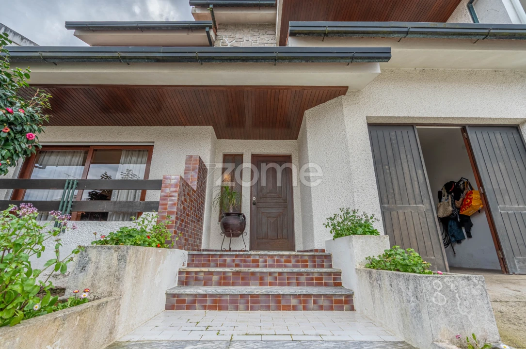 Moradia T3 para Venda em Darque Foto 3