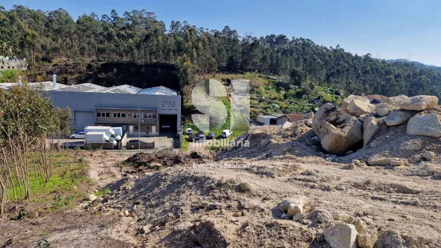 Terreno para Venda em Rebordosa Foto 15