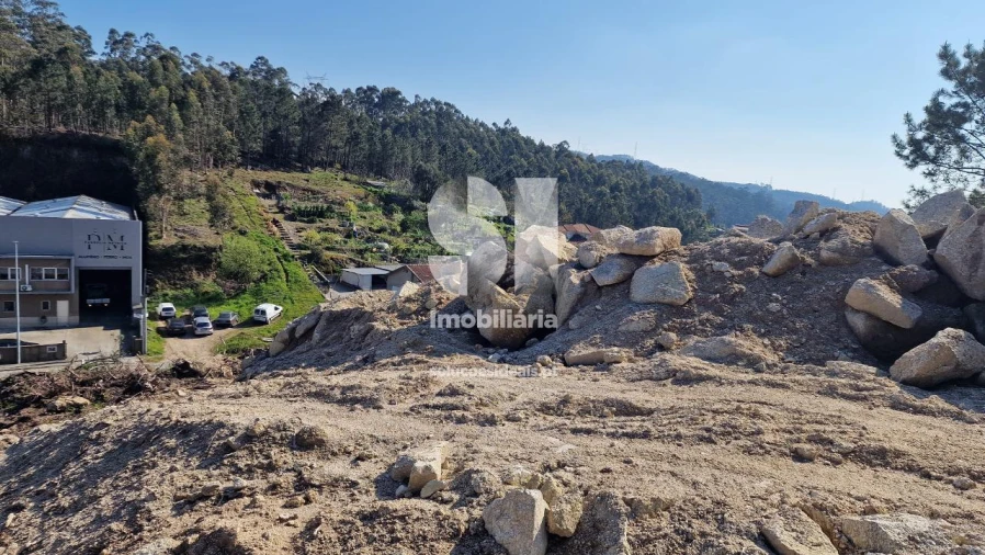 Terreno para Venda em Rebordosa Foto 25