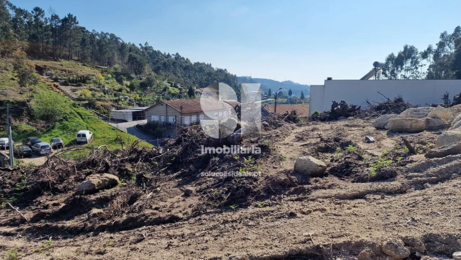 Terreno para Venda em Rebordosa Foto 26