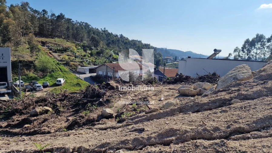 Terreno para Venda em Rebordosa Foto 27