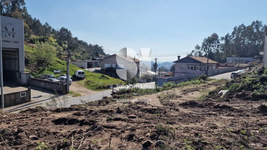 Terreno para Venda em Rebordosa Foto 33