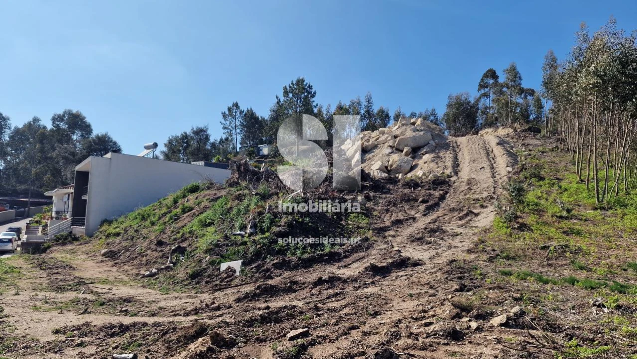 Terreno para Venda em Rebordosa Foto 28