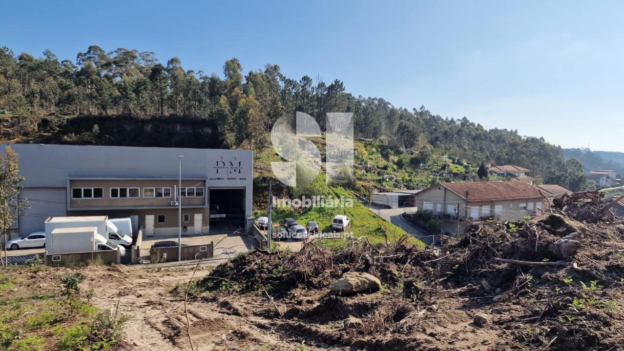 Terreno para Venda em Rebordosa Foto 36