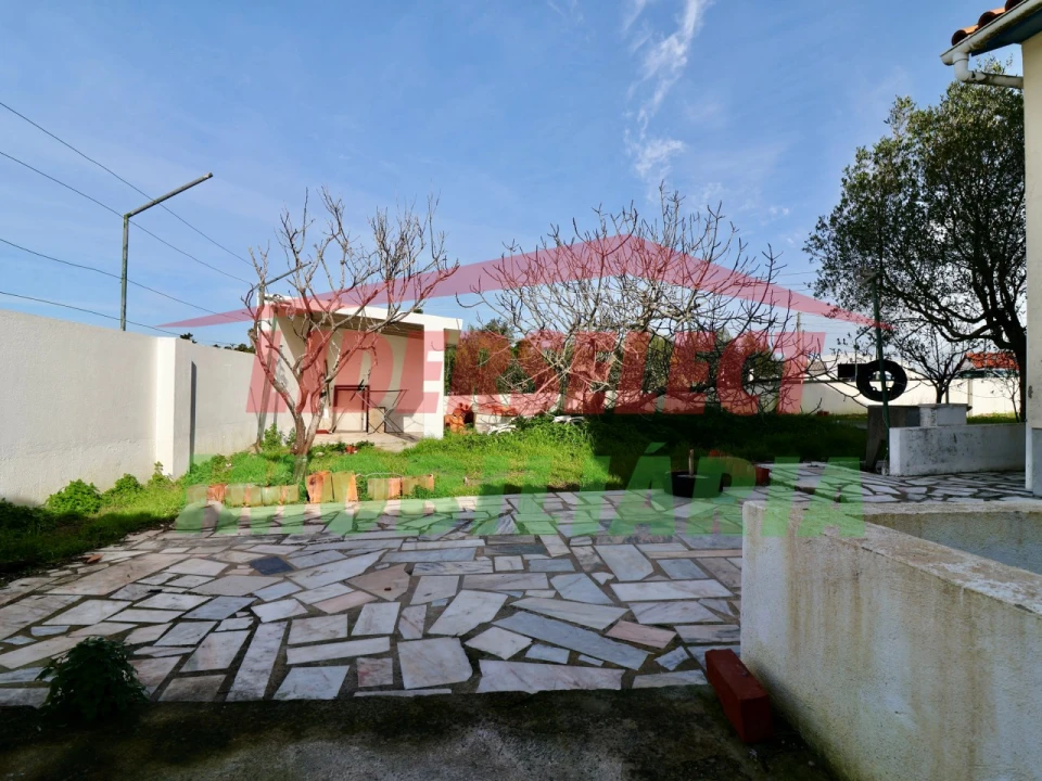 Moradia T2 para Venda em Silveira Foto 19
