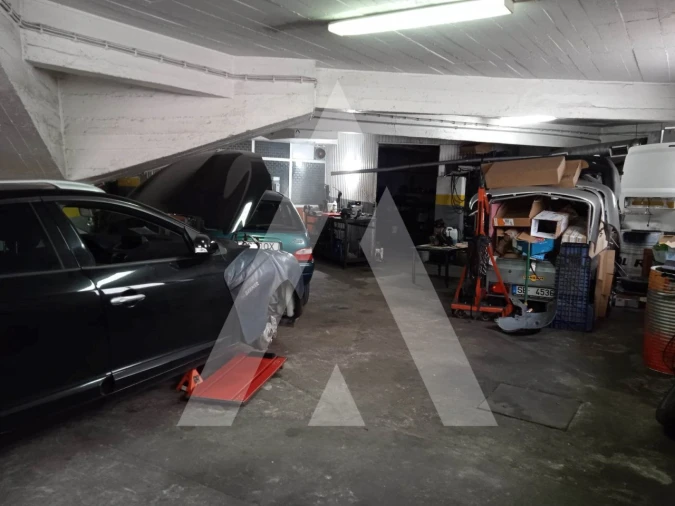 Garagem para Venda em Seixal, Arrentela e Aldeia de Paio Pires Foto 17