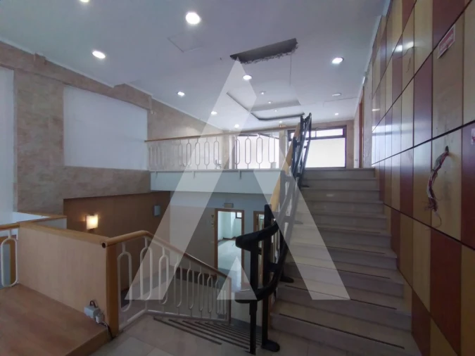 Loja para Venda em Alto do Seixalinho, Santo André e Verderena Foto 4